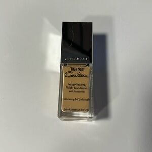 Givenchy Teint Couture Foundation #5 NEW!